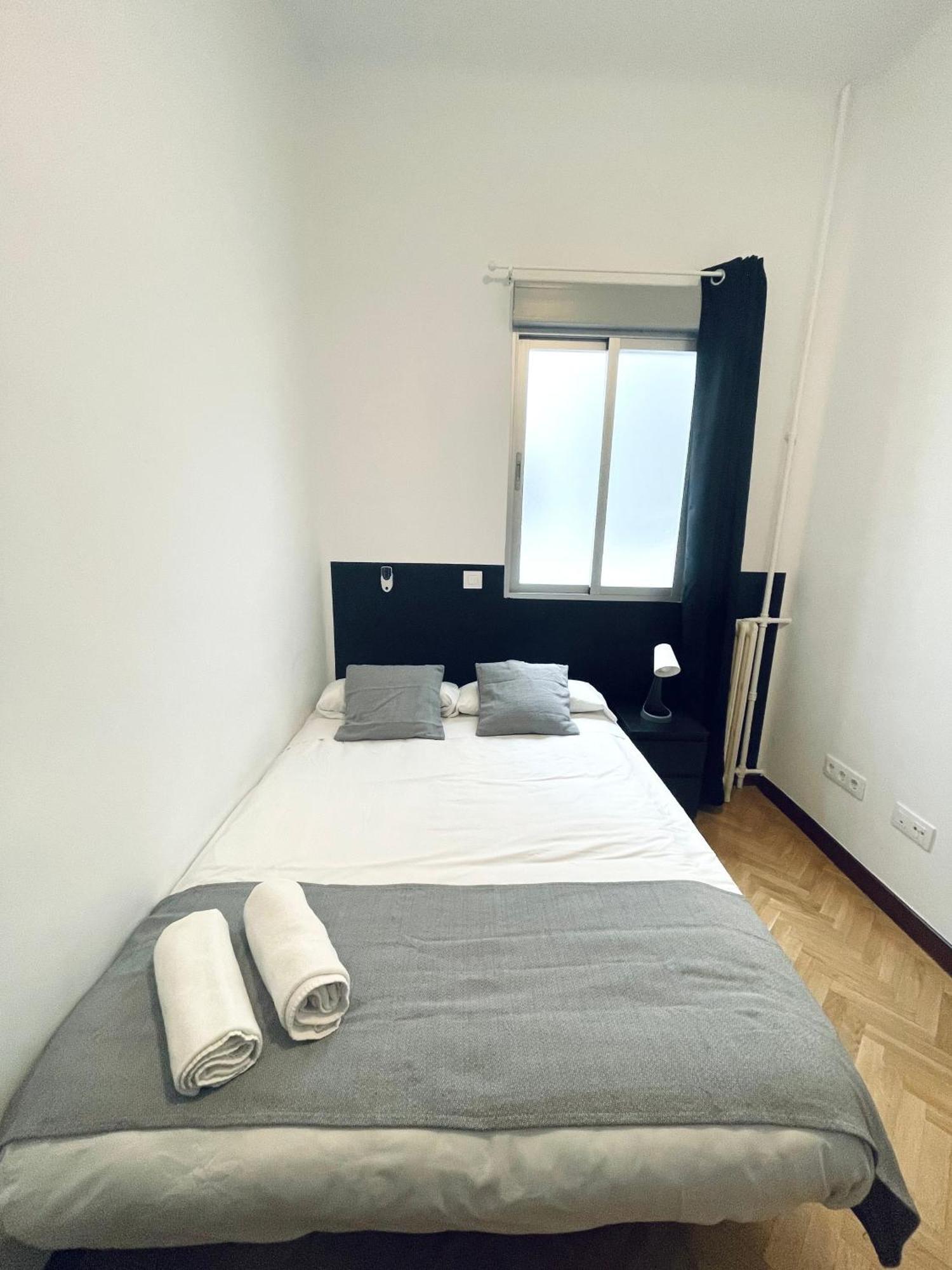 Ibiza Habitaciones Madrid Esterno foto